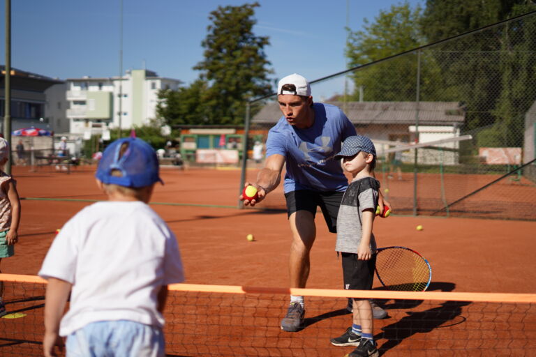 Bambini-Halbtags Tenniswoche