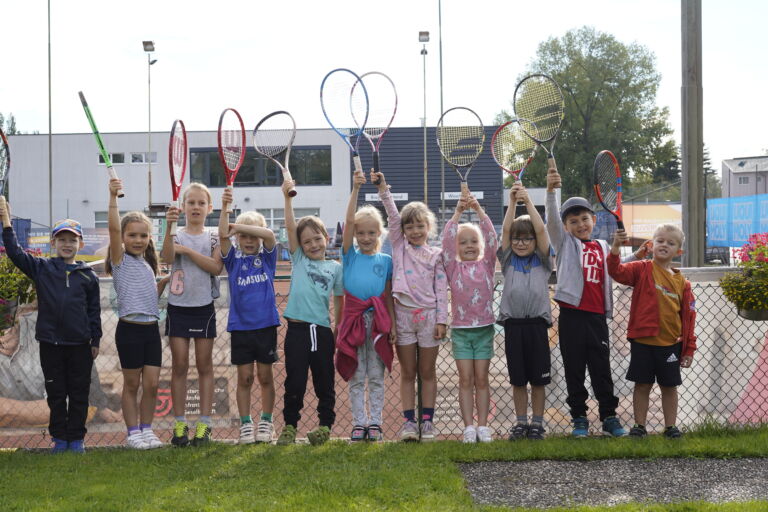 Großes Interesse an der Sportart Tennis in der Bambini-Halbtags Tenniswoche 2023 
