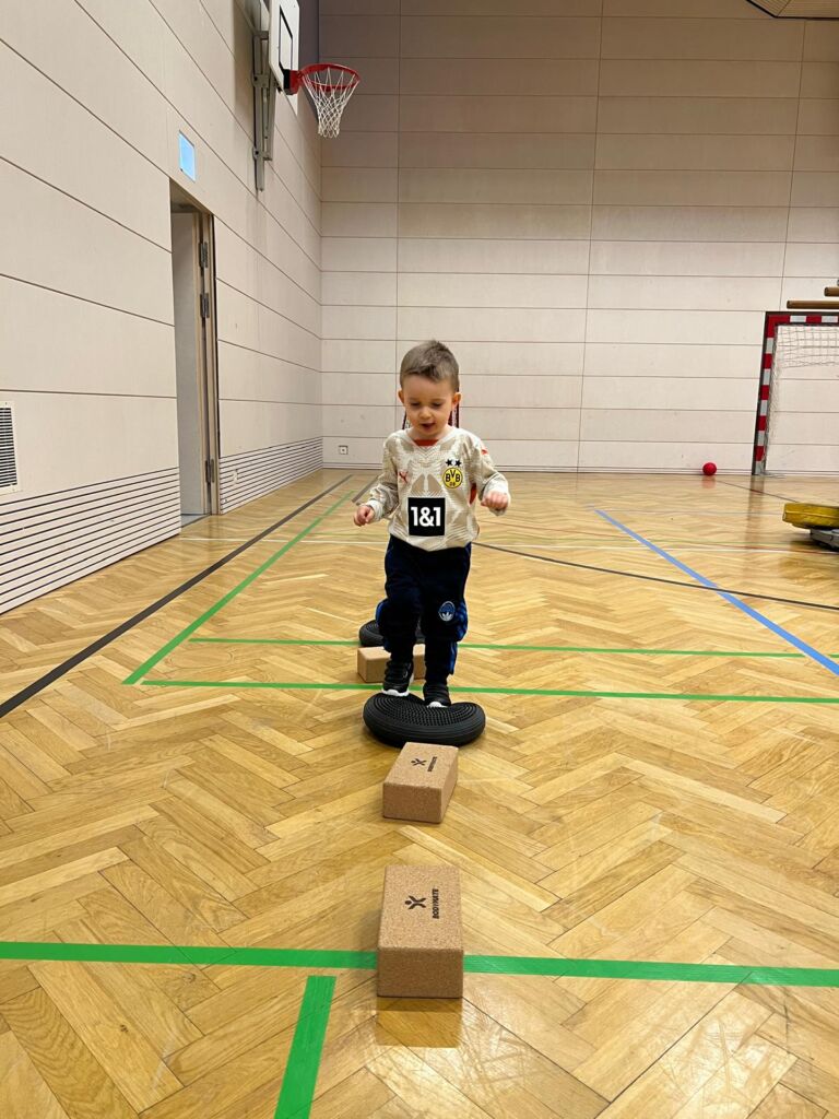 balancierende Turnzwerge